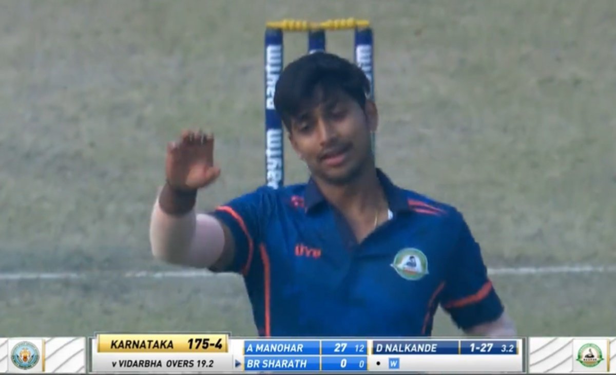 Syed-Mushtaq-Ali-Trophy-Darshan-Nalkande-took-4-wicket-in-4-ball-watch-video