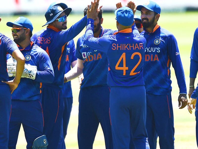 'भारतीय टीम टेस्ट मैच से ज्यादा तो आईपीएल खेलना पसंद है' इंग्लैंड के पूर्व दिग्गज ने लगाए आरोप