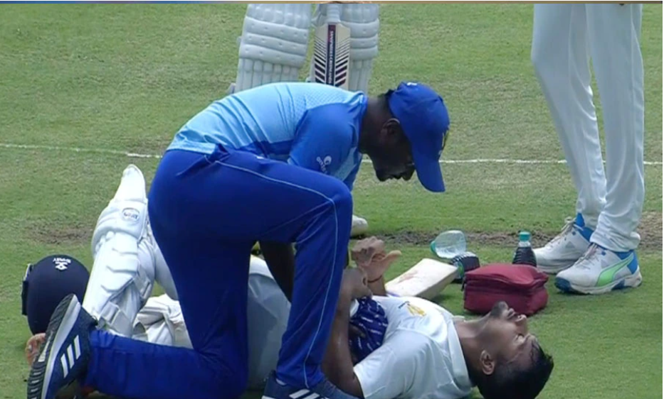 भारतीय टीम के लिए आई बुरी खबर, मैच के दौरान इस खिलाड़ी के साथ हुआ दर्दनाक हादसा, दर्द की वजह से मैदान पर ही लेटा