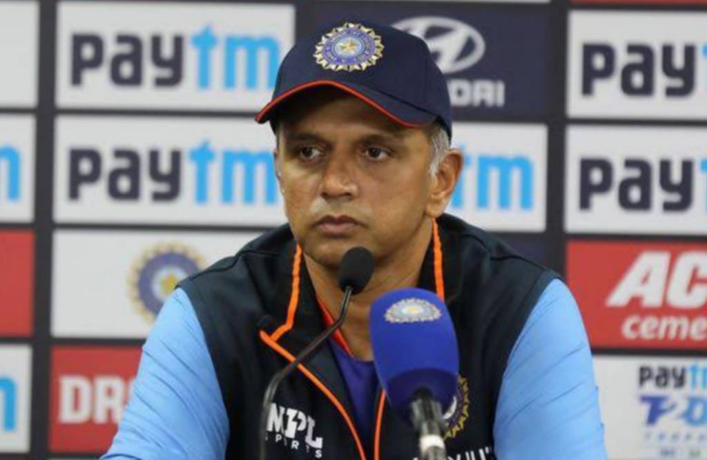 ऋषभ पंत के खराब प्रदर्शन के बाद कोच राहुल द्रविड़ ने बताया क्या टी20 विश्व कप 2022 में मिलेगा उन्हें टीम में मौका? कही ये बात