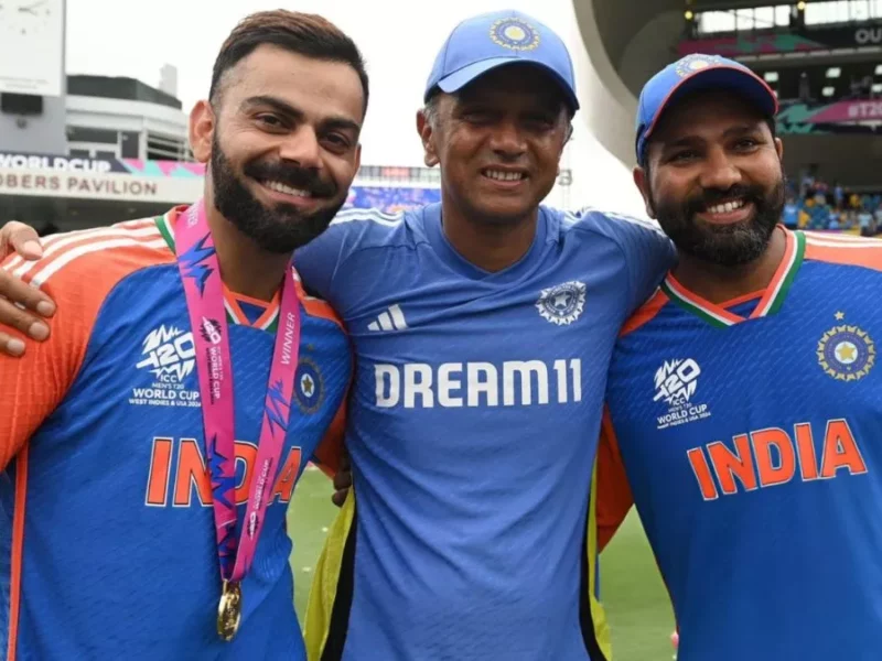 Rahul Dravid with Virat Kohli and Rohit Sharma