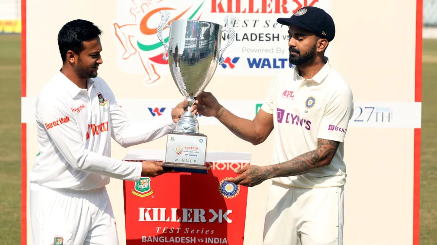 KL Rahul and Shakib Al Hasan