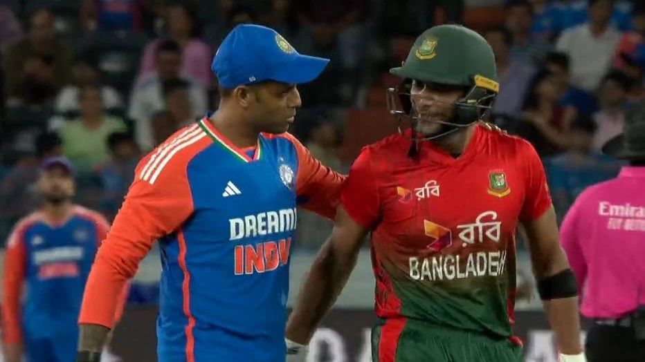 Champions Trophy खत्म होते ही लगा बड़ा झटका, सबसे धाकड़ ऑलराउंडर ने किया संन्यास का ऐलान