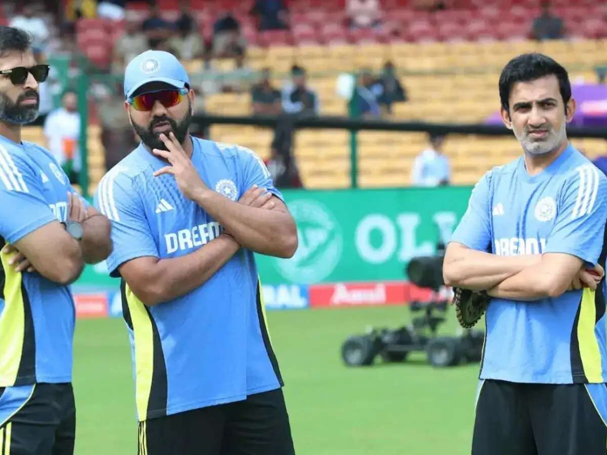 BCCI के बाहर करने के बाद अभिषेक नायर ने टीम इंडिया को दिया झटका, KKR नहीं अब इस टीम के कोचिंग में मिली बड़ी जिम्मेदारी