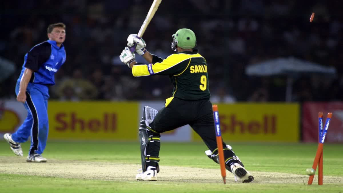 426 रन लक्ष्य का पीछा करने उतरी टीम महज 2 रन पर ऑलआउट हो गई पूरी टीम, Cricket इतिहास में मिली शर्मनाक 424 रन से हार