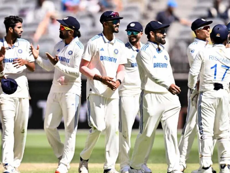 एक-दो नहीं अचानक 10 क्रिकटर्स ने किया संन्यास की घोषणा, फैंस में मचा हाहाकार, किसी ने टेस्ट Cricket तो किसी ने वनडे को कहा अलविदा