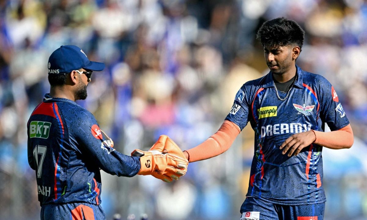 IPL 2025 खत्म होते ही इन 5 खिलाड़ियों का लखनऊ सुपरजाइंट्स से छुट्टी! करोड़ो डुबाने के बाद आईपीएल 2026 से होंगे बाहर