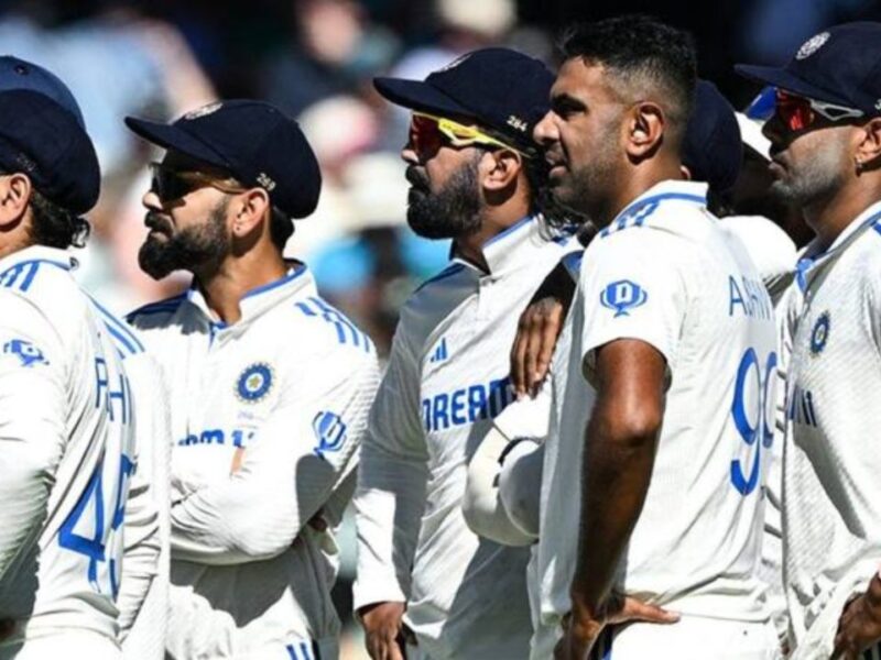 TEAM INDIA पर बोझ बन चुका गंभीर का यह फेवरेट खिलाड़ी, तीनों फॉर्मेट लगातार हो रहा हैं फ्लॉप, फिर भी मिल रहा मौका