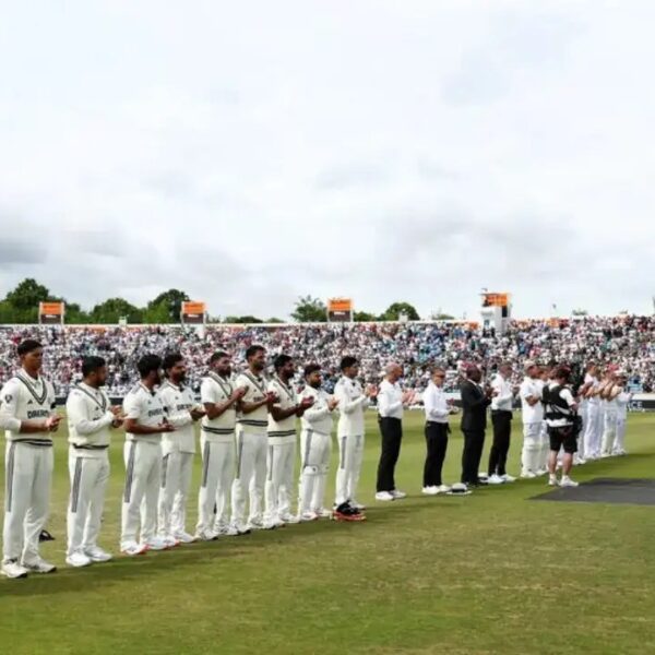IND vs ENG: लीड्स टेस्ट में अपनी ही टीम के लिए नासूर साबित हो रहे है इंडिया के ये 3 खिलाड़ी, भारत की हार में निभा रहे भूमिका