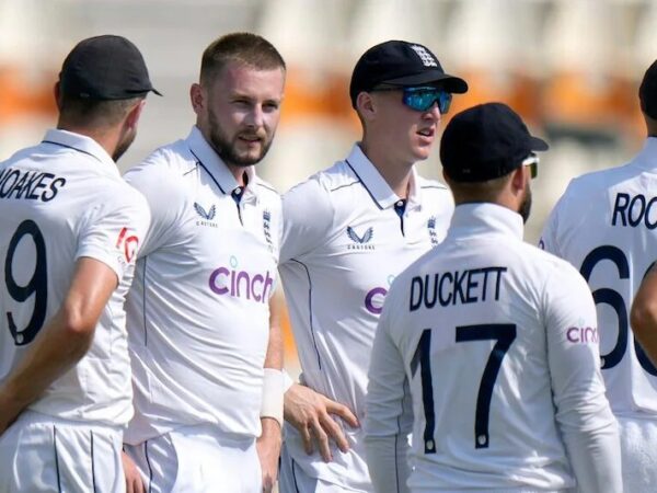 शतक, शतक, शतक..375 रन…! इंग्लैंड में नहीं रुका Cricket का दिग्गज बल्लेबाज, अंग्रेजी की पिटाई कर तोड़ा विवियन रिचर्डस का रिकॉर्ड