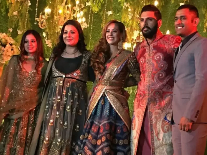 बॉलीवुड की इन टॉप अभिनेत्रियों को डेट कर चुके हैं MS Dhoni, एक अभिनेत्री के कहने पर दे दी थी अपने बालों की कुर्बानी