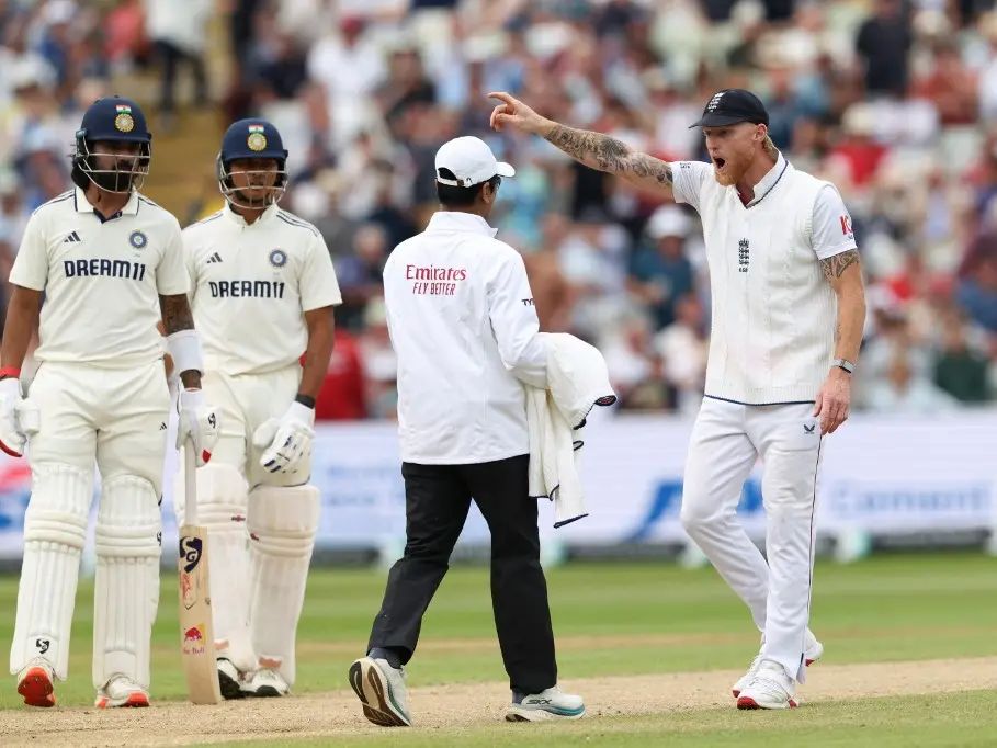 IND VS ENG: सिर पर हार मंडराते देख बुरी तरह बौखलायें बेन स्टोक्स, अंपायर से लाइव मैदान पर किया हंगामा