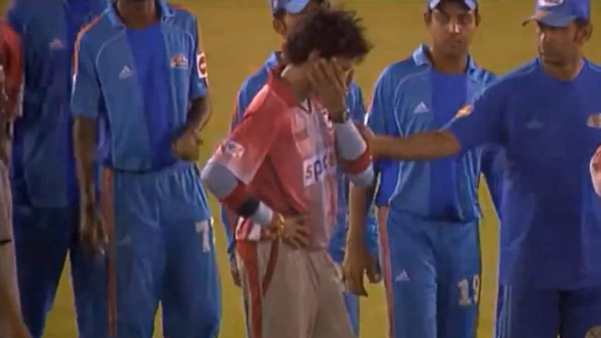 हरभजन सिंह ने पहले कोहनी मारी फिर श्रीसंत को जड़ा थप्पड़! BCCI जिसे 17 साल से छुपा रही थी, वह वीडियो हुआ रिलीज, देखें