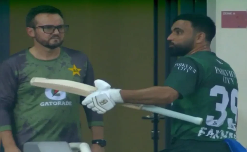 Fakhar Zaman out ind vs pak super 4