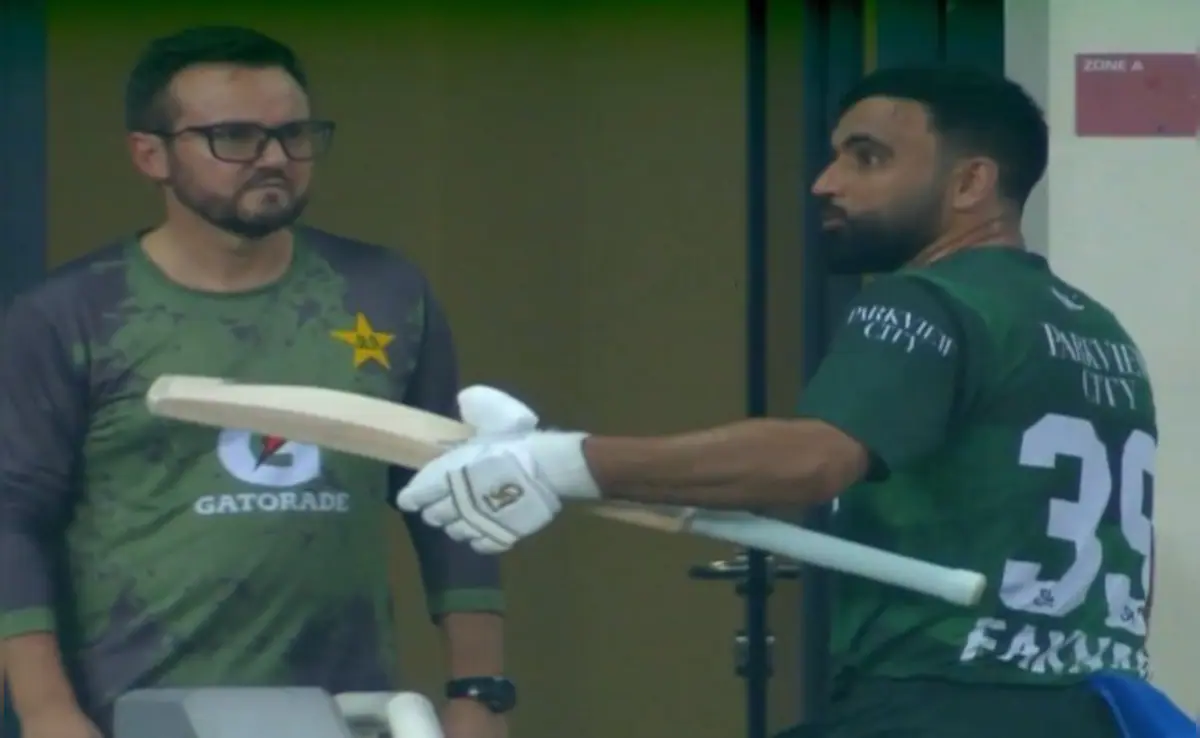 Fakhar Zaman out ind vs pak super 4
