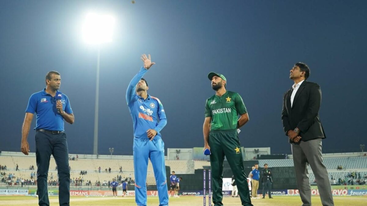 IND vs PAK: वैभव सूर्यवंशी-प्रियांश ओपनर, पाकिस्तान के खिलाफ जितेश शर्मा ने टॉस हारने के बाद प्लेइंग XI का किया ऐलान