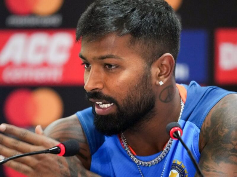 'वह खुद जमीन पर सो गये, मुझे अपना बिस्तर दे दिया', Hardik Pandya ने धोनी को बताया अपना फेवरेट खिलाड़ी