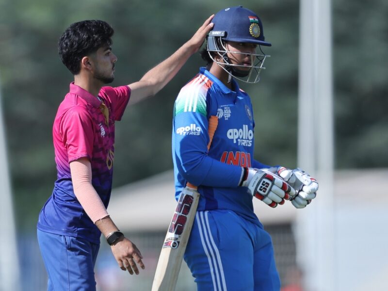 शतक से 10 रन पहले UAE के विकेटकीपर ने वैभव सूर्यवंशी को किया स्लेज, 14 साल के भारतीय खिलाड़ी ने बंद कर दी बोलती