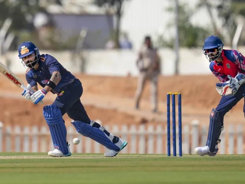 11 चौके और 3 छक्के विराट कोहली ने विजय हजारे के पहले ही मैच में लगाया रनों का अंबार, सिर्फ 101 गेंदों में ठोके 131 रन