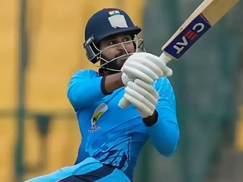 10 चौके, 3 छक्के चोट से वापसी के बाद विजय हजारे ट्रॉफी के अपने पहले ही मैच में श्रेयस अय्यर ने लगाया रनों का अंबार