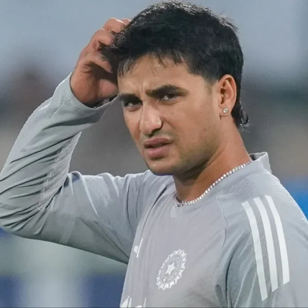 ICC T20 World Cup 2026 से पहले भारत के लिए आई बुरी खबर, अभिषेक शर्मा अस्पताल में भर्ती, पाकिस्तान के खिलाफ खेलना मुश्किल