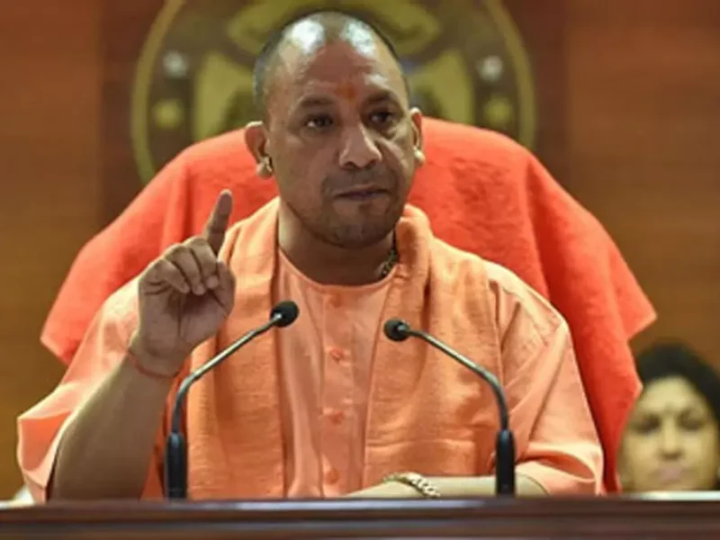 योगी सरकार ने रातों-रात किये कई IAS अधिकारियों के तबादले, 9 IAS अधिकारी का हुआ तबादला