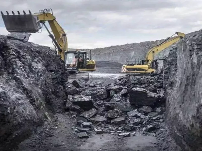 चंदौली में खनन विभाग की सख्त कार्रवाई, अवैध खनन पर लगाम, 24 वाहनों को किया गया जब्त