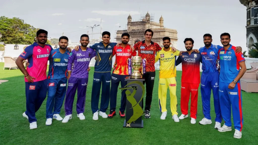 IPL 2026 के सभी कप्तानों के नाम आए सामने, इन टीमों ने बदल दिए अपने पुराने कप्तान IPL 2026 के सभी कप्तानों के नाम आए सामने, इन टीमों ने बदल दिए अपने पुराने कप्तान