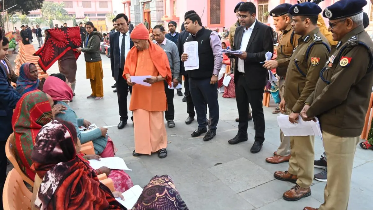 योगी आदित्यनाथ