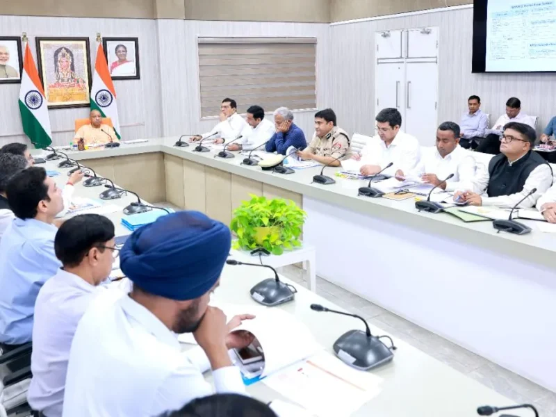 स्मार्ट मीटर विवाद: ओवरबिलिंग पर सख्त हुए सीएम योगी, ग्राहकों के लिए लिया बड़ा एक्शन