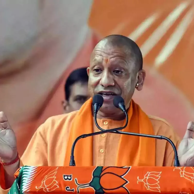 बुनकरों को सशक्त बनाने के लिए Yogi Adityanath सरकार का बड़ा प्लान, क्लस्टर मॉडल पर होगा काम