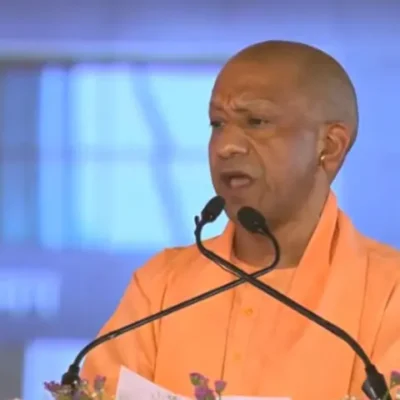 योगी आदित्यनाथ ने लखनऊ के जनरेश्वर मिश्र पार्क में स्केटिंग ग्राउंड देकर युवाओं को दी नई खेल सौगात