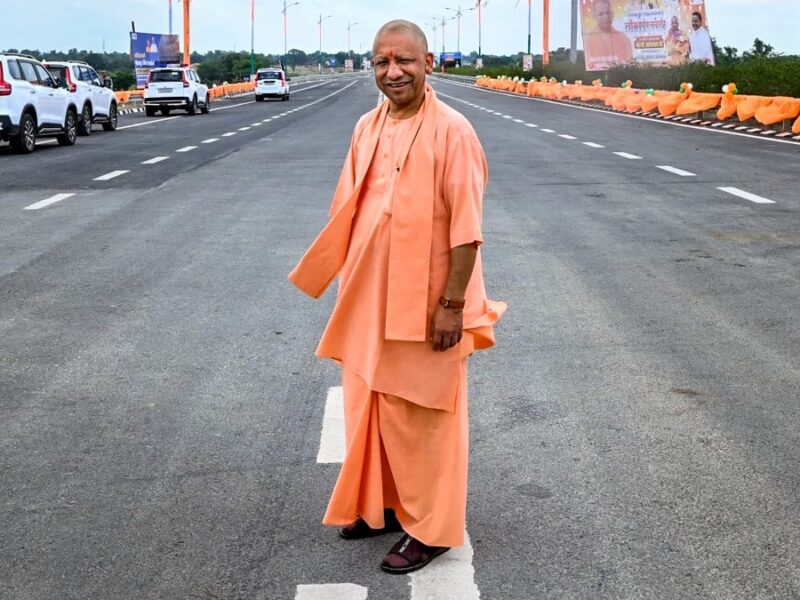 योगी आदित्यनाथ ने गंगा एक्सप्रेसवे से बदली विकास की रफ्तार