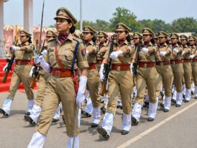 Yogi Adityanath ने महिला कांस्टेबल पासिंग आउट परेड में भरा जोश, महिला सशक्तिकरण पर जोर