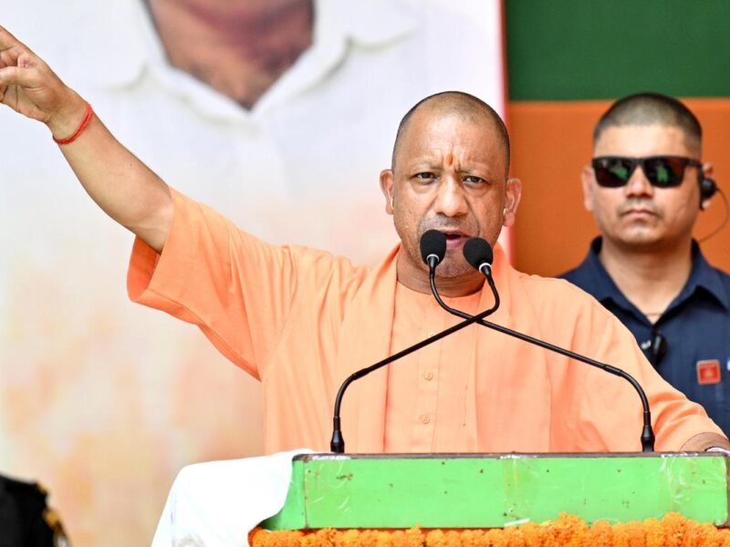 मई दिवस से पहले यूपी में अलर्ट, संभावित अशांति को लेकर सरकार सतर्क