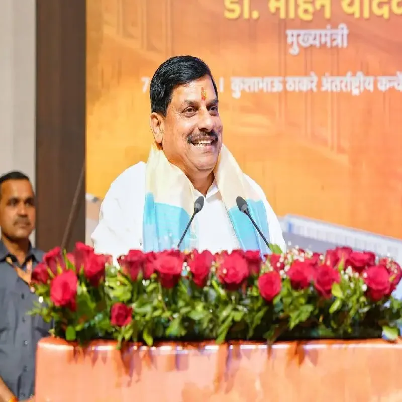 हेलिपैड, मेट्रो और इंडस्ट्रियल हब पर फोकस, CM मोहन यादव ने विकास को दी तेज रफ्तार