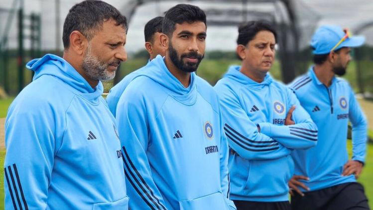 Team India Coach gg