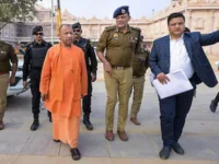 योगी आदित्यनाथ का बड़ा एक्शन, 100 से ज्यादा कोचिंग संस्थानों पर चला बुलडोजर नहीं बल्कि सीलिंग अभियान