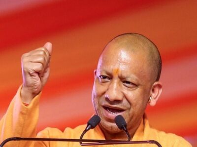 योगी आदित्यनाथ की बड़ी घोषणा: आजमगढ़ की पुरानी जेल भूमि पर बनेगा कन्वेंशन सेंटर और पार्क