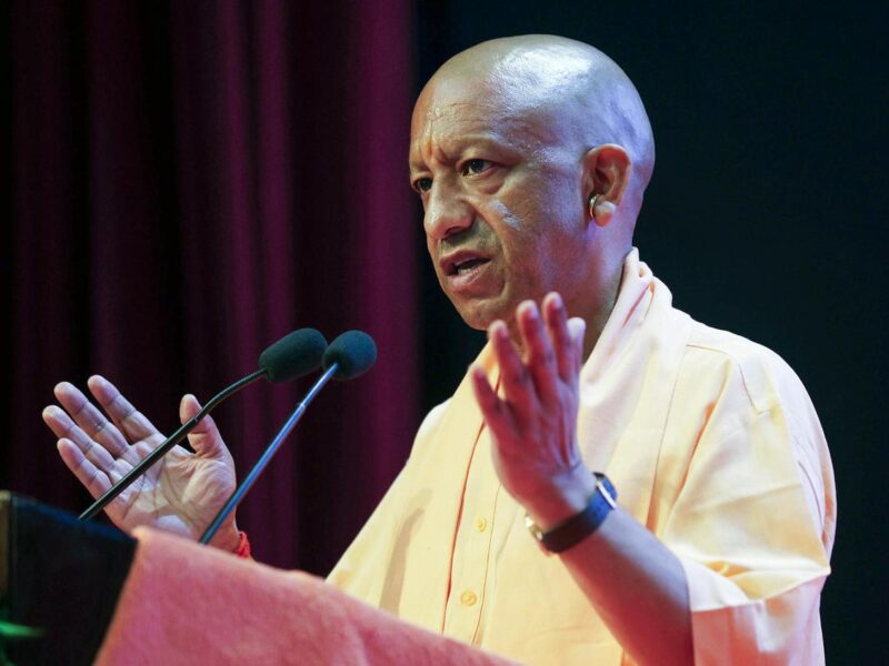 मुख्यमंत्री योगी आदित्यनाथ का दावा, सपा और कांग्रेस शासन में हनुमानगढ़ी में नमाज की दी गई थी अनुमति