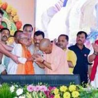 मुख्यमंत्री योगी आदित्यनाथ का सपा पर आरोप, मंदिरों की धनराशि के दुरुपयोग का लगाया आरोप