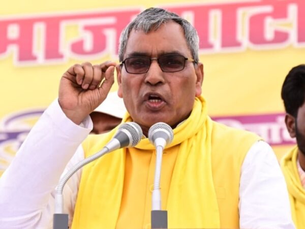 अखिलेश यादव पर ओम प्रकाश राजभर का बड़ा हमला, परिवारवाद को लेकर साधा निशाना