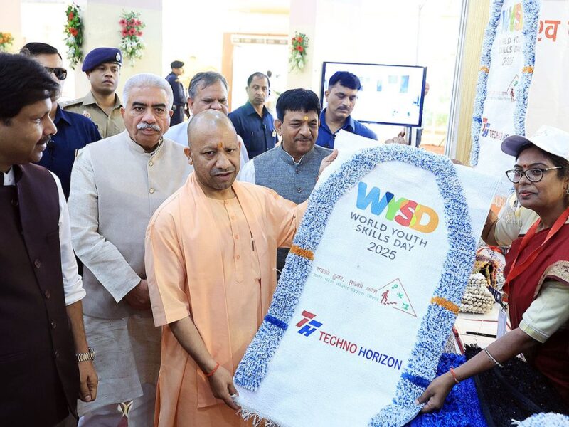योगी आदित्यनाथ ने युवाओं को दिया तोहफा, 400 युवाओं का विश्व युवा कौशल दिवस पर होगा सम्मान