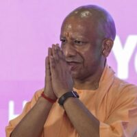 यूपी में भारी बारिश से नुकसान पर CM योगी सख्त, 24 घंटे में आकलन कर मुआवजा देने के निर्देश