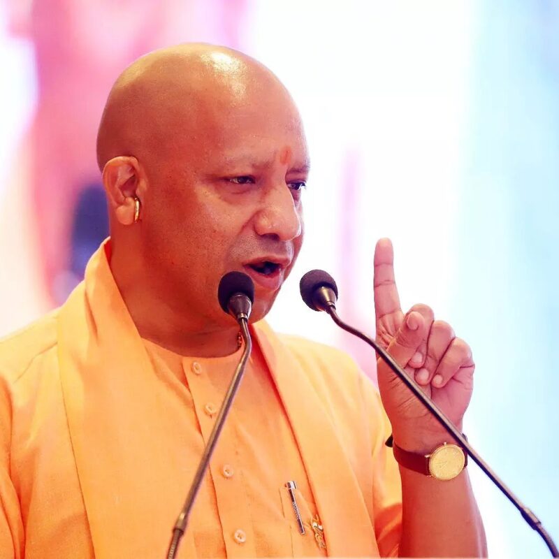 काकोरी कांड की शताब्दी पर सीएम योगी का कांग्रेस पर हमला, बोले- क्रांतिकारियों के बलिदान को भुलाया नहीं जा सकता