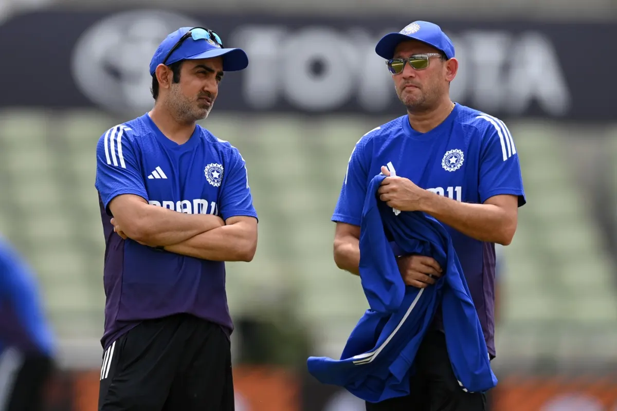 Ajit Agarkar vs Gautam Gambhir