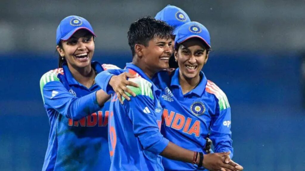 ‘लड़का खेल रहा है…’ क्रांति गौड़ को बॉडी शेम करना पाकिस्तान को पड़ा भारी, भारत ने दिया मुंहतोड़ जवाब ‘लड़का खेल रहा है…’ क्रांति गौड़ को बॉडी शेम करना पाकिस्तान को पड़ा भारी, भारत ने दिया मुंहतोड़ जवाब