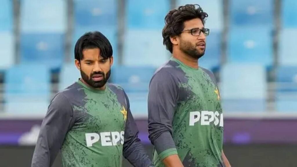 Pakistan Cricket में मचा हड़कंप, इमाम उल हक पर लटकी 2 साल के बैन की तलवार; रिजवान भी मुश्किल में Pakistan Cricket में मचा हड़कंप, इमाम उल हक पर लटकी 2 साल के बैन की तलवार; रिजवान भी मुश्किल में