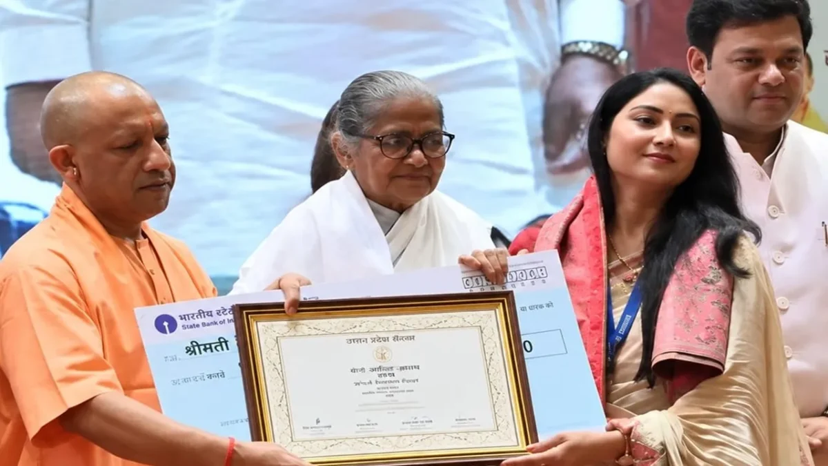 वेलेंटिना योगी आदित्यनाथ