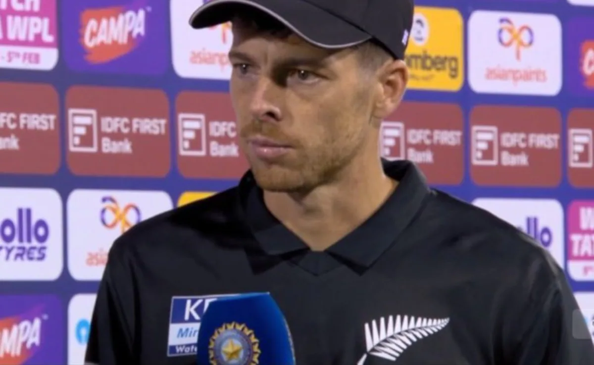 Mitchell Santner Praise Team India